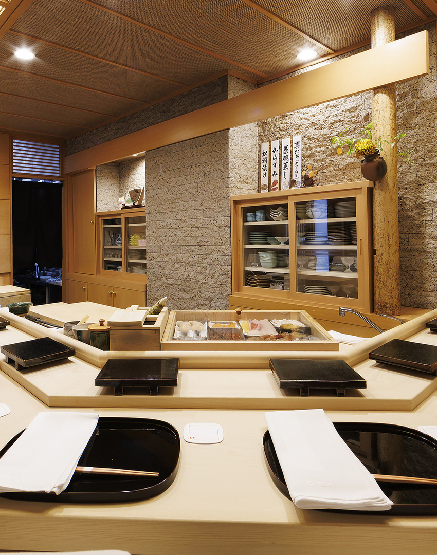 sushizen susukino inside